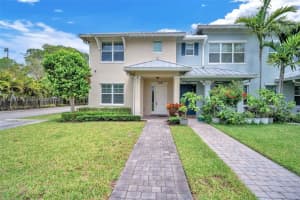 5040 Eucalyptus Dr 4, Hollywood
