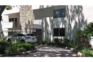 1235 Mariposa Ave 8, Coral Gables