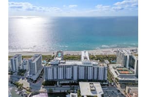 2301 Collins Ave. 727, Miami Beach