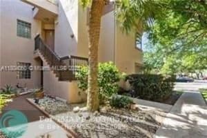 10631 Nw 14th St 229, Plantation