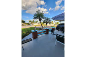 812 Lake Mcgregor Dr, Fort Myers