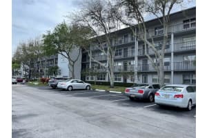 300 Sw 134th Way 209e, Pembroke Pines