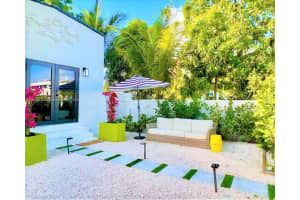 8280 Ne 1st Pl, Miami