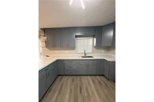 300 Nw 16th Ave 2e, Pompano Beach