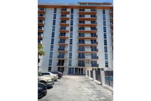 2075 Ne 164th St 804, North Miami Beach