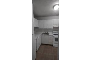 4007 N University Dr 210, Sunrise