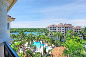 13637 Deering Bay Dr 261, Coral Gables