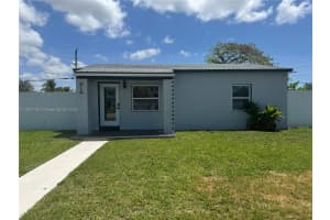 14581 Jackson St, Miami