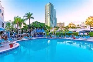 19707 Turnberry Way 18l, Aventura