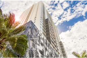 185 Se 14th Ter 909, Miami