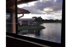 9873 N Belfort Cir 215, Tamarac