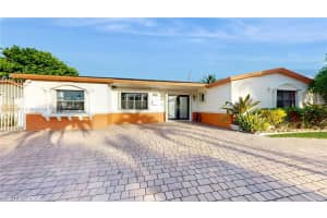 3920 Nw 36th Ave, Lauderdale Lakes