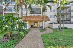 7100 Nw 17th St 306, Plantation