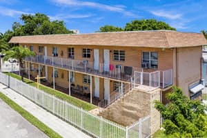 401 N Dixie Hwy 6, Hallandale Beach