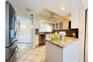 1830 Sabal Palm Dr 406, Davie