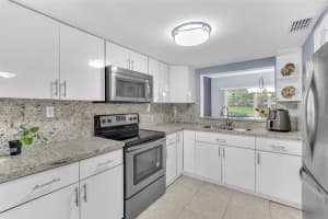 821 Nw 91st Ter 821, Plantation