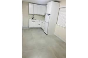 2820 Nw 14th Ct, Fort Lauderdale