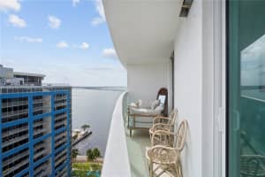2101 Brickell Ave 1702, Miami