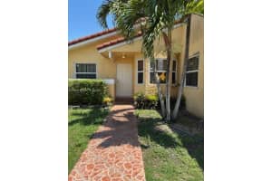 10813 Sw 158th Ln, Miami