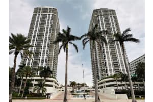 4779 Collins Ave 2106, Miami Beach