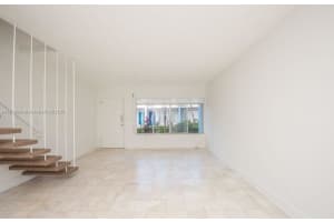 9455 Bay Harbor Ter 4s, Bay Harbor Islands