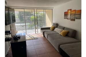 1770 Ne 191st St 316-1, Miami