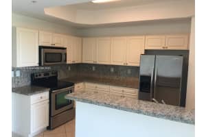 937 Sw 143rd Ave 1605, Pembroke Pines