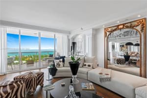 20201 E Country Club Dr 2005, Aventura
