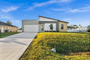 2814 Nw 5th Ter, Cape Coral