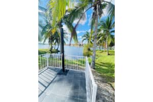 1540 Ne 191st St 205, Miami