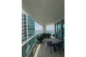 2127 Brickell Ave 3304, Miami