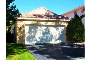 4291 Magnolia Ridge Dr, Weston