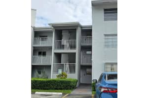 8475 Sw 156th Ct 321, Miami
