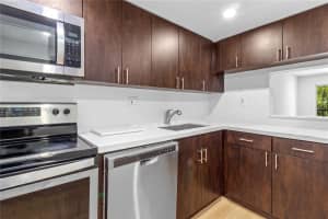 7900 S Colony Circle 206, Tamarac