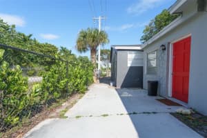 11 Sw 13th Ave 2, Delray Beach