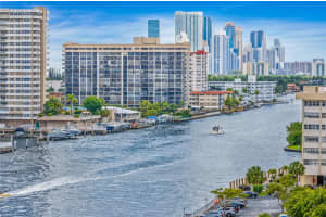 2602 E Hallandale Beach Blvd R1009, Hallandale Beach