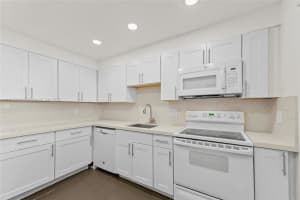 3253 Foxcroft Rd G312, Miramar