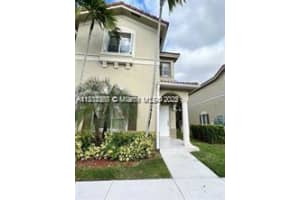 8261 Nw 107th Ct 8-10, Doral