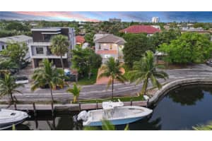 3229 Canal Dr, Pompano Beach