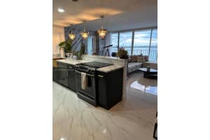 7601 E Treasure Dr 2022, North Bay Village