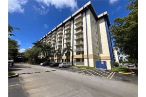 4550 Nw 9th St 118e, Miami