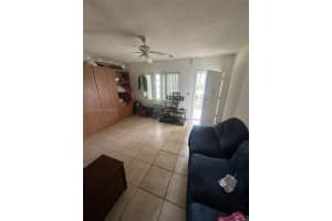 100 Nw 204th St 3, Miami Gardens
