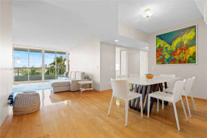21205 Yacht Club Dr 707, Aventura
