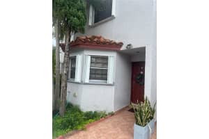15410 Sw 74th Cir Ct 1302, Miami