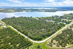 1800 E Claradge Ave, Avon Park