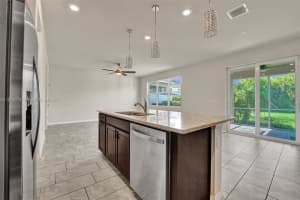 4764 Eucalyptus Dr, Hollywood