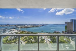 50 Biscayne Blvd 3106, Miami