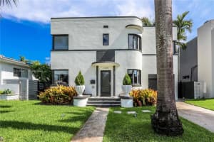 1109 Ne 89th St 0, Miami