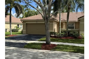 2002 Andromeda Ln, Weston