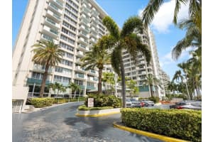 1200 West Ave Ph24, Miami Beach